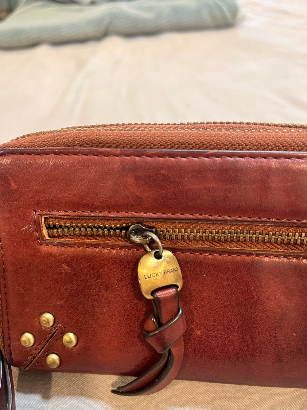 Lucky Brand women’s Leather Wallet in Rich Chestnut Brown
